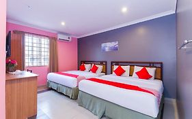 Oyo 746 Comfort Ipoh 2*